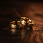 18K Gold Plated Hammered Tungsten Ring - 图片 3